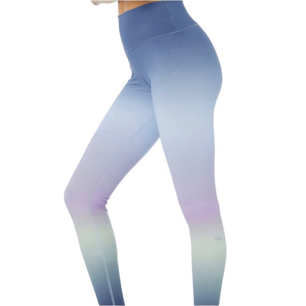 🤩 Alo High waisted dusk gradient leggings